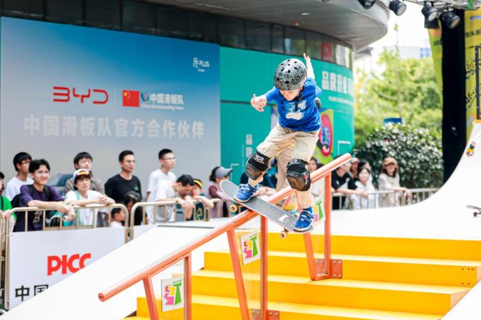 杭州站落幕：中国滑板街头巡回赛首站，未成年