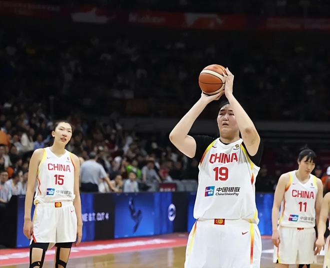 中国女篮力克巴西锁定世界杯席位 韩旭张曼曼联
