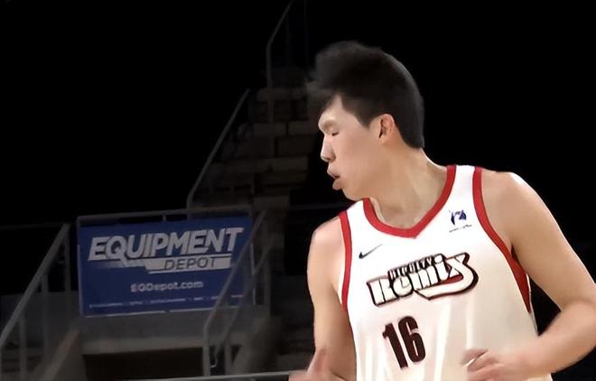 杨瀚森砍20+10率队暂胜 马刺末节反超夺回优势