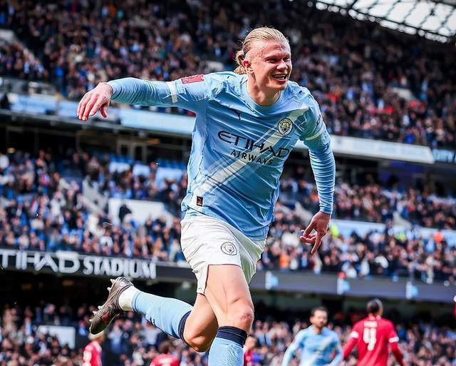 哈兰德主场四连斩利物浦 创近9年曼城纪录