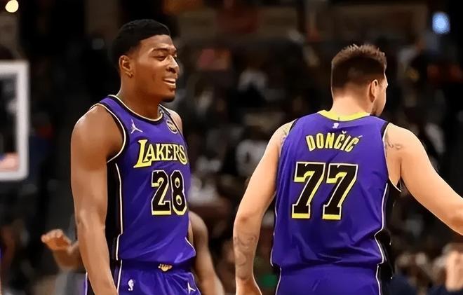 湖人强势压制骑士 东契奇42+12助球队取胜